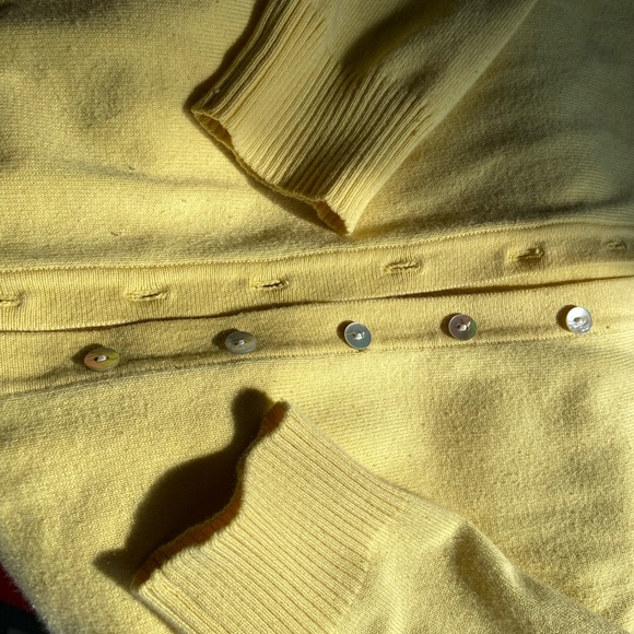 Yellow cropped cardigan - Picture 10 of 11